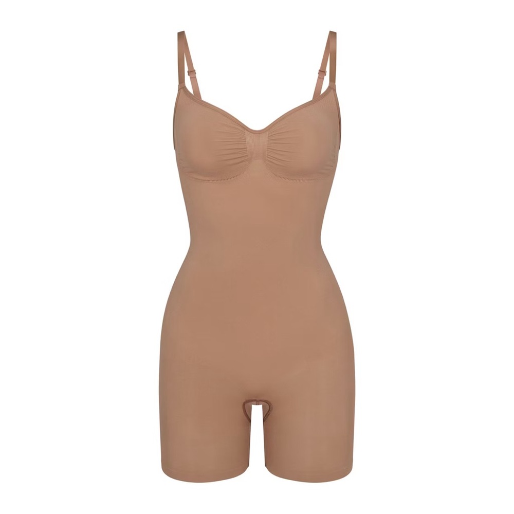 Skims Seamless Sculpt Mid Thigh Shapewear Bodysuit NWOT
